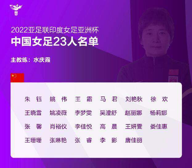女生脱了内裤让男生捅